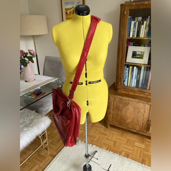 Mancini Red Leather Triple Compartment Briefcase for 15” Laptop/Tablet - Picture 5 of 16